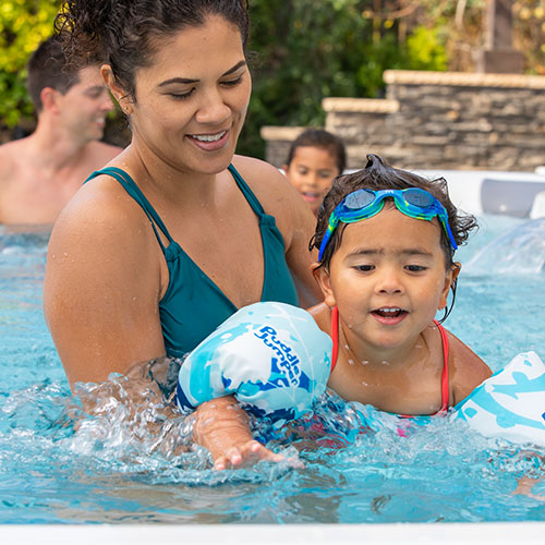 swim spa para natacion en familia